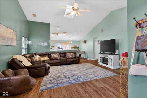 3815 Nuthatcher Drive Indianapolis IN 46228