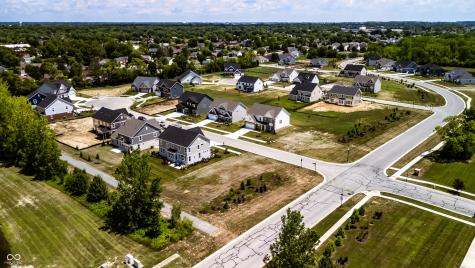 1108 Knoll Court Greenwood IN 46143