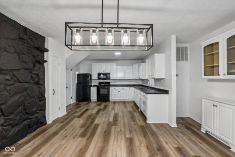 809 N Meridian Street Brazil IN 47834