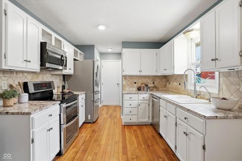 916 Dreamy Street Greenwood IN 46142