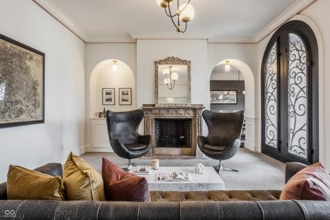 2377 Finchley Road Carmel IN 46032