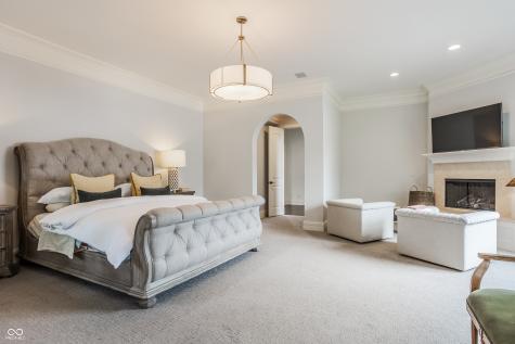 2377 Finchley Road Carmel IN 46032