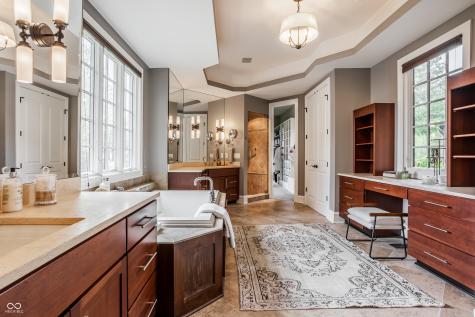 2377 Finchley Road Carmel IN 46032