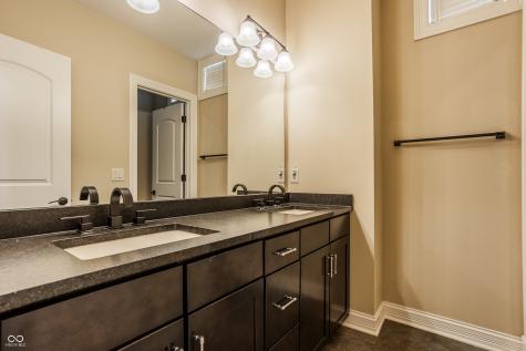 2377 Finchley Road Carmel IN 46032