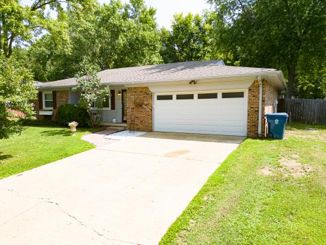 7701 Venetian Way Indianapolis IN 46217