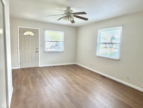 208 N 5th Avenue Beech Grove IN 46107