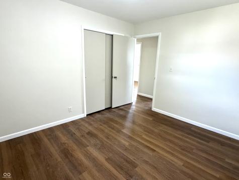 208 N 5th Avenue Beech Grove IN 46107