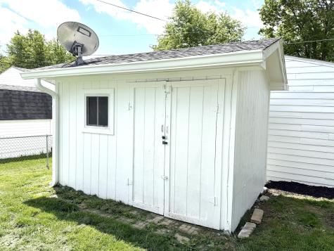 208 N 5th Avenue Beech Grove IN 46107