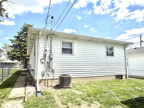 208 N 5th Avenue Beech Grove IN 46107