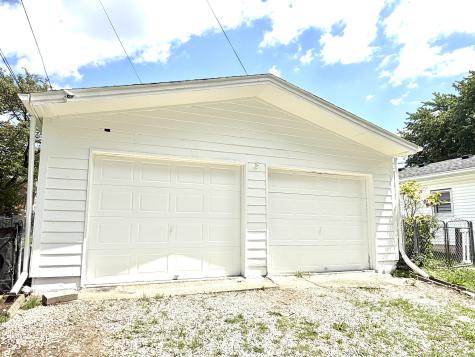 208 N 5th Avenue Beech Grove IN 46107