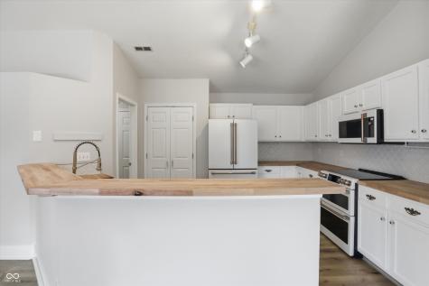 19413 Amber Way Noblesville IN 46060