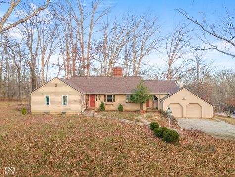 575 Artist Drive Nashville IN 47448