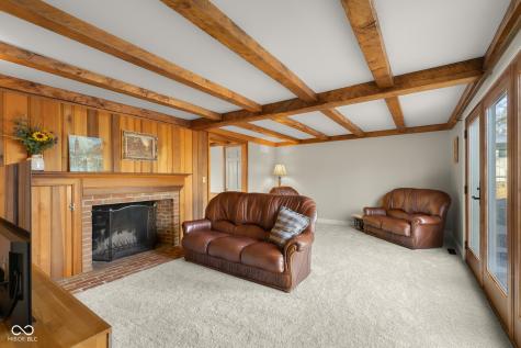 575 Artist Drive Nashville IN 47448