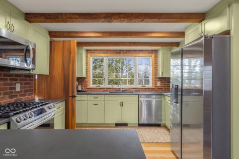 575 Artist Drive Nashville IN 47448