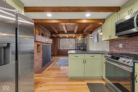 575 Artist Drive Nashville IN 47448