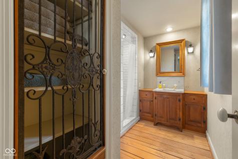 575 Artist Drive Nashville IN 47448