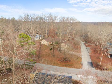 575 Artist Drive Nashville IN 47448