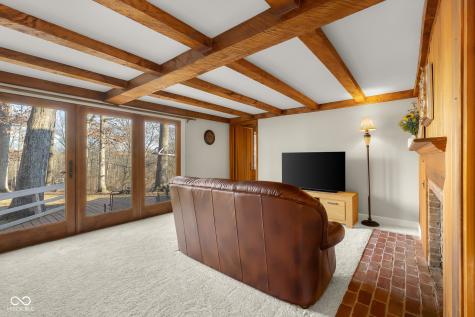 575 Artist Drive Nashville IN 47448