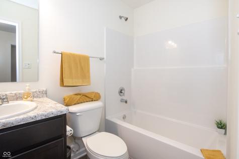 3658 Berkdale Drive Columbus IN 47203