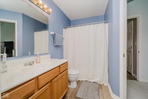10439 Secretariat Drive Indianapolis IN 46234