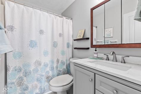 444 Austin Drive Avon IN 46123