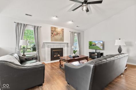 444 Austin Drive Avon IN 46123