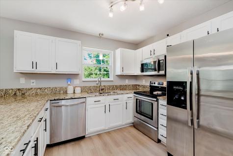 11176 Harrington Lane Fishers IN 46038