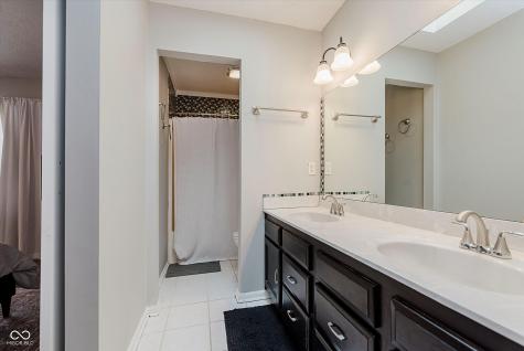 11176 Harrington Lane Fishers IN 46038