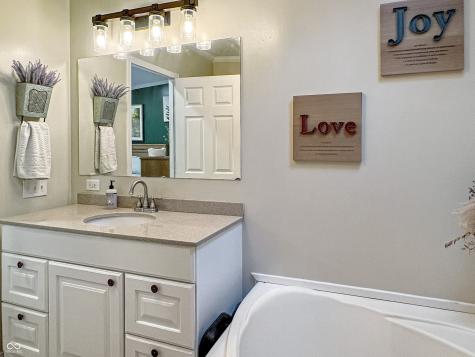 2044 Timber Crest Road Nashville IN 47448