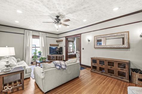 875 S 9th Street Noblesville IN 46060