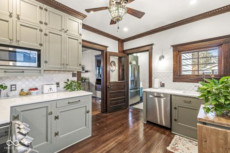 875 S 9th Street Noblesville IN 46060