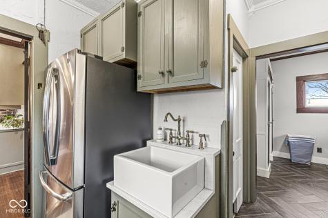 875 S 9th Street Noblesville IN 46060