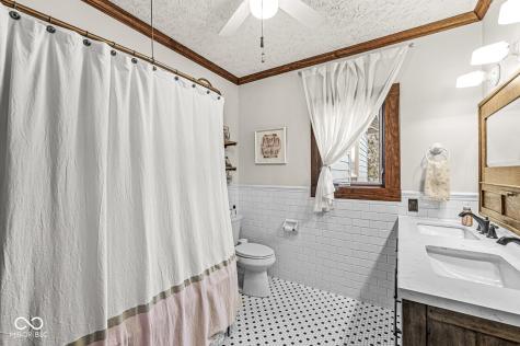 875 S 9th Street Noblesville IN 46060
