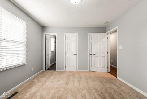 5627 E Homestead Drive Columbus IN 47201