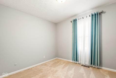 5627 E Homestead Drive Columbus IN 47201