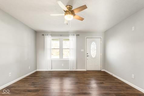 5627 E Homestead Drive Columbus IN 47201