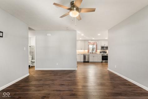 5627 E Homestead Drive Columbus IN 47201
