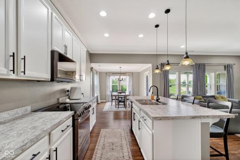 14027 Short Stone Place Mccordsville IN 46055
