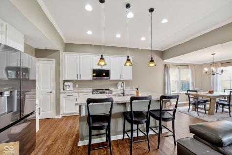 14027 Short Stone Place Mccordsville IN 46055