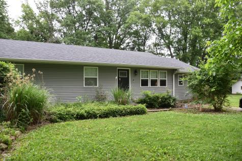 1847 Newhaven Drive Indianapolis IN 46231