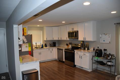 1847 Newhaven Drive Indianapolis IN 46231