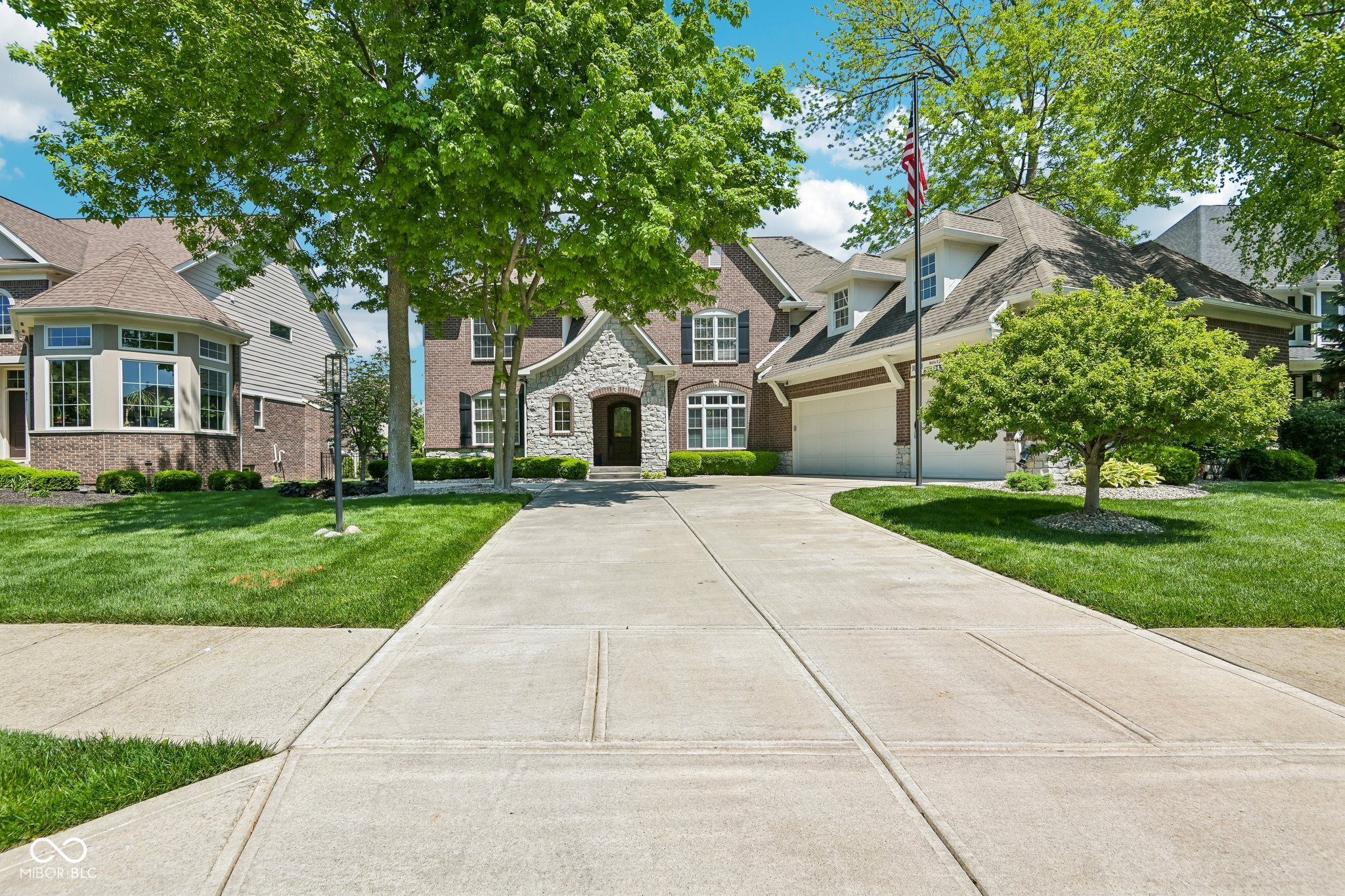 14668 Whispering Breeze Drive Fishers IN 46037