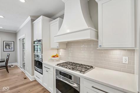 14668 Whispering Breeze Drive Fishers IN 46037