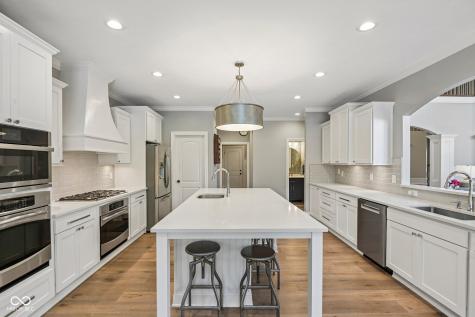 14668 Whispering Breeze Drive Fishers IN 46037