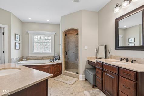 14668 Whispering Breeze Drive Fishers IN 46037