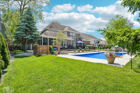 14668 Whispering Breeze Drive Fishers IN 46037