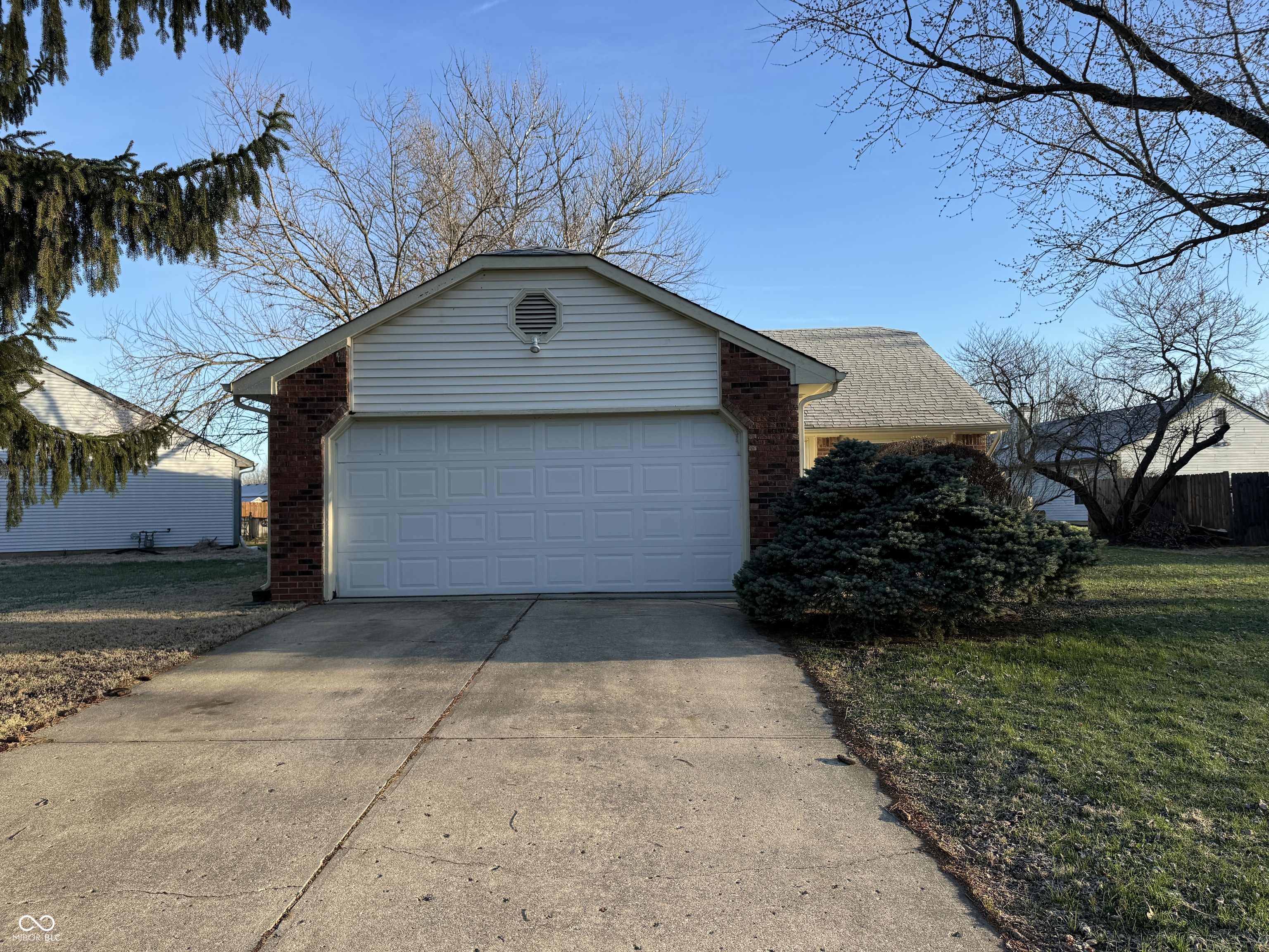 5730 Pemberly Drive Indianapolis IN 46221