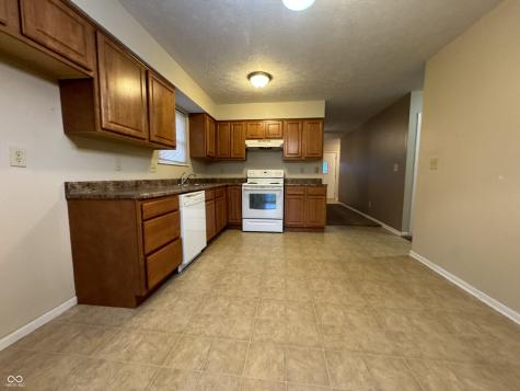5730 Pemberly Drive Indianapolis IN 46221