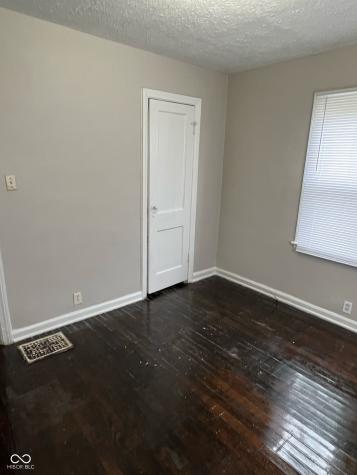 930 N Kealing Avenue Indianapolis IN 46201