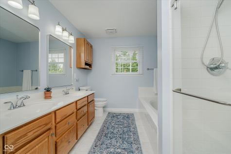 10266 Windward Pass Fishers IN 46037